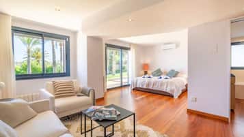 4 soverom, strykejern/-brett, wi-fi og sengetøy