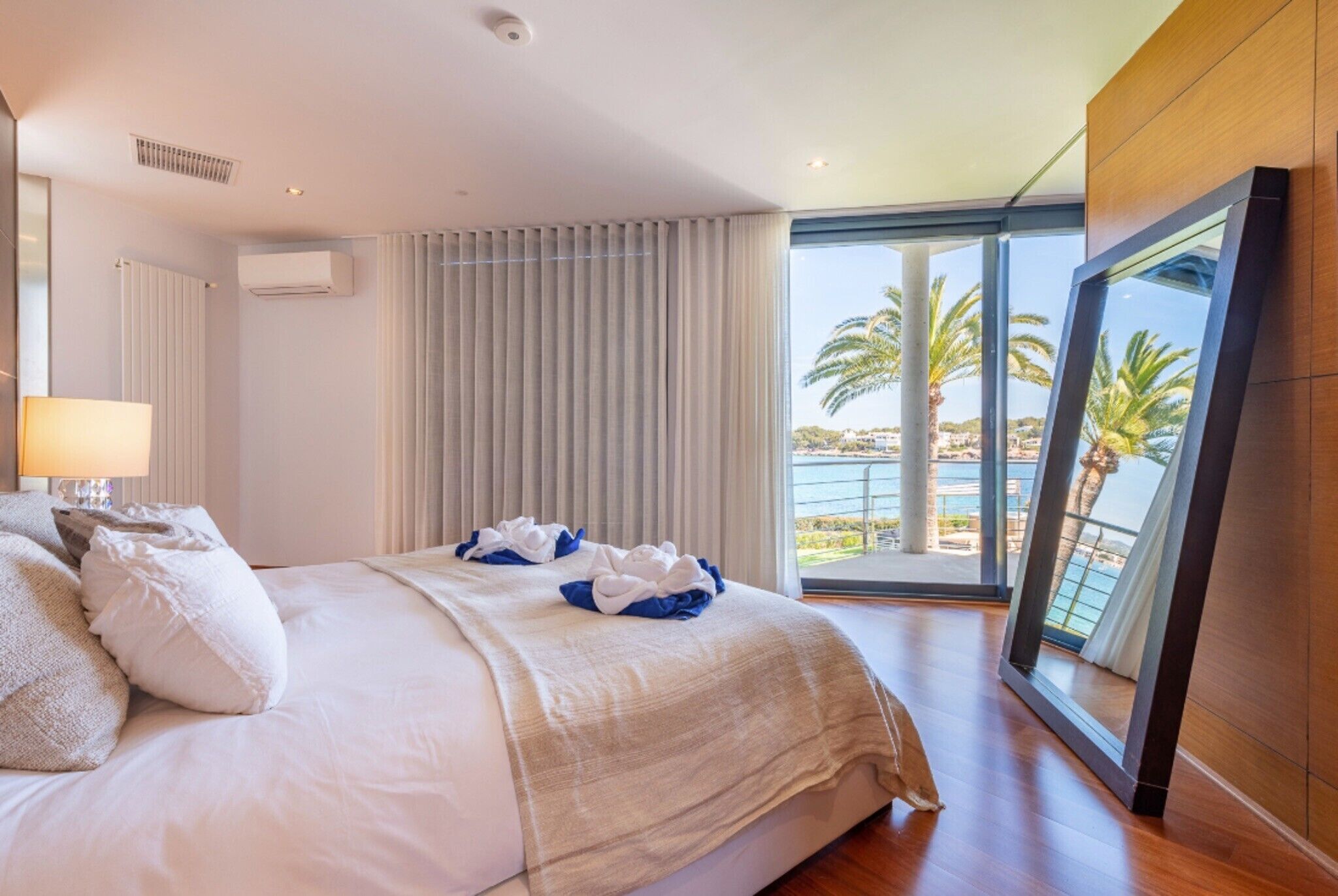 4 Schlafzimmer, Bügeleisen/Bügelbrett, WLAN, Bettwäsche