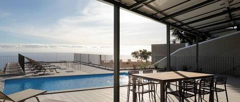 Outdoor pool, a heated pool