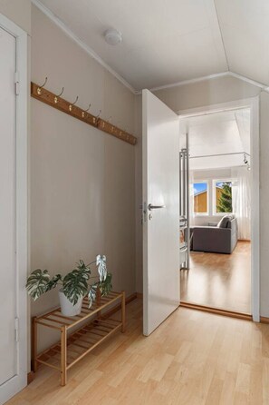 Interior - Arctic Loft East – Calm Nights (Tromsø)