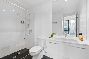 Apartment | Bathroom