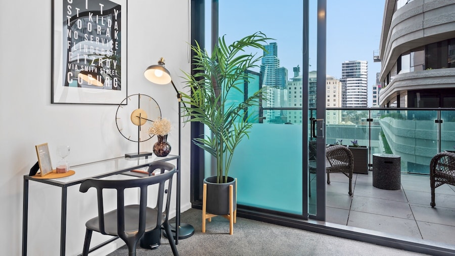 Central Entertainer With Panoramic City Views