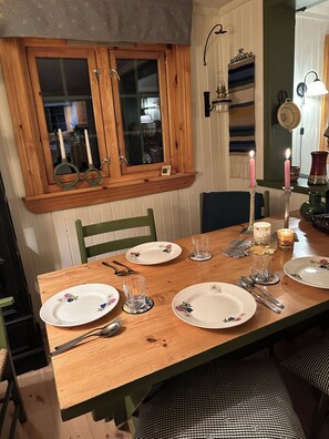 تناول الطعام