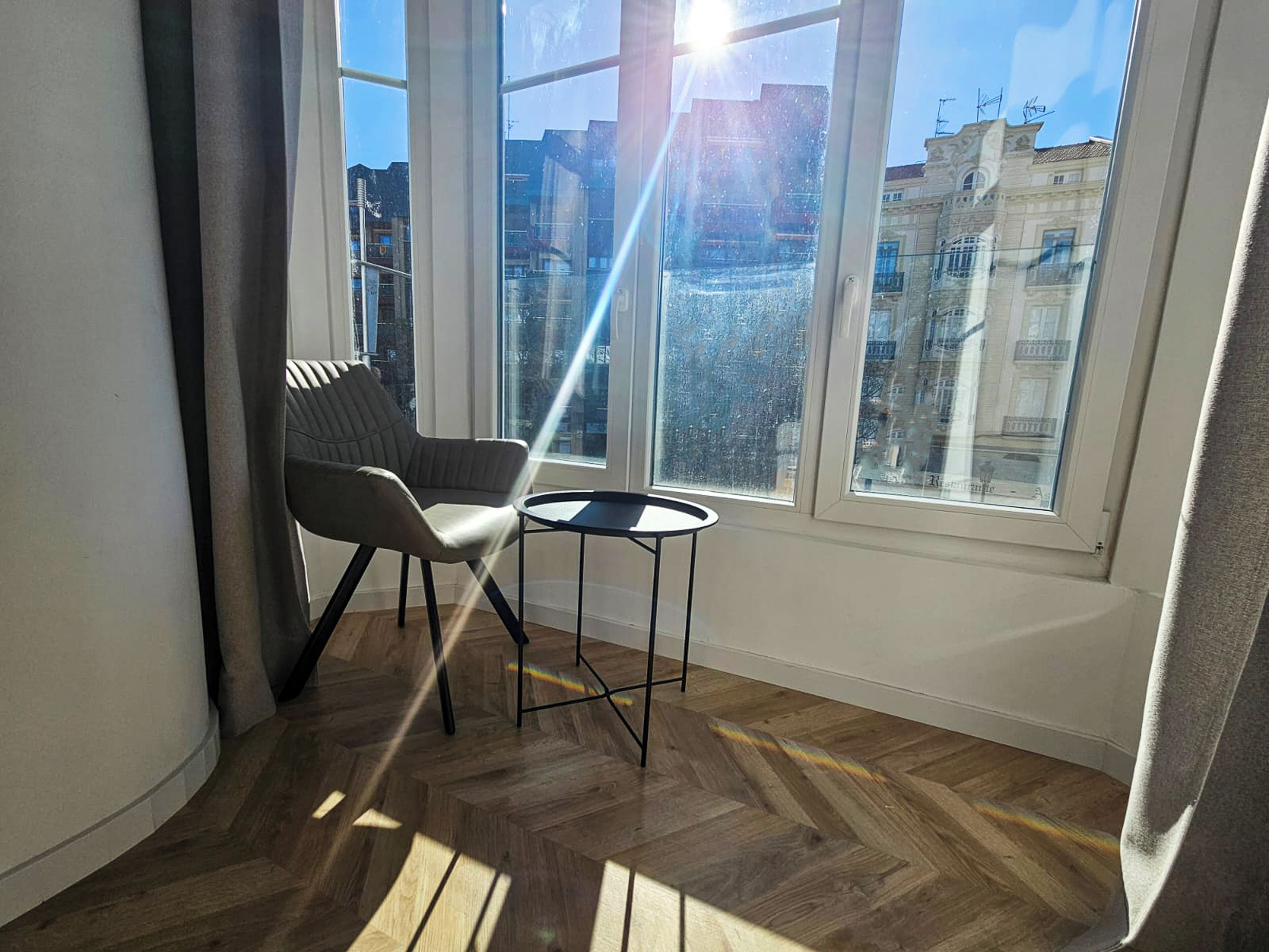 スーペリア アパートメント