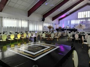 قاعة الولائم والاحتفالات