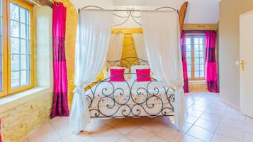 1 camera, ferro/asse da stiro, Wi-Fi, lenzuola