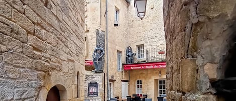 Restauration extérieure
