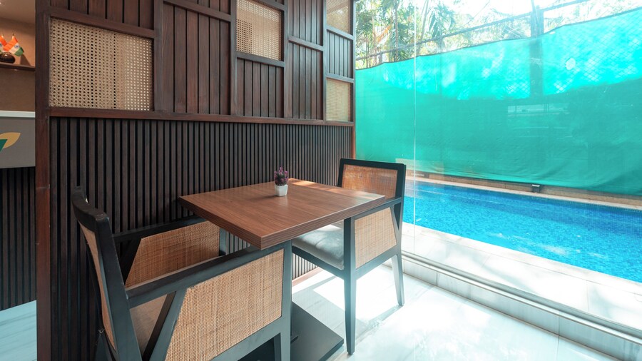 Treebo Premium Nova Candolim with Pool and spa