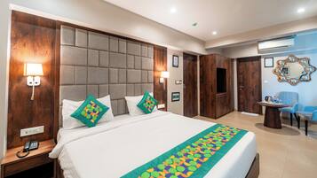 Premier Double Room | Iron/ironing board