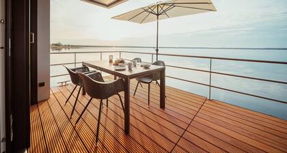 Hausboot am Grabendorfer