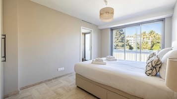 Apartamento | 1 dormitorio y espacio para trabajar con un portátil