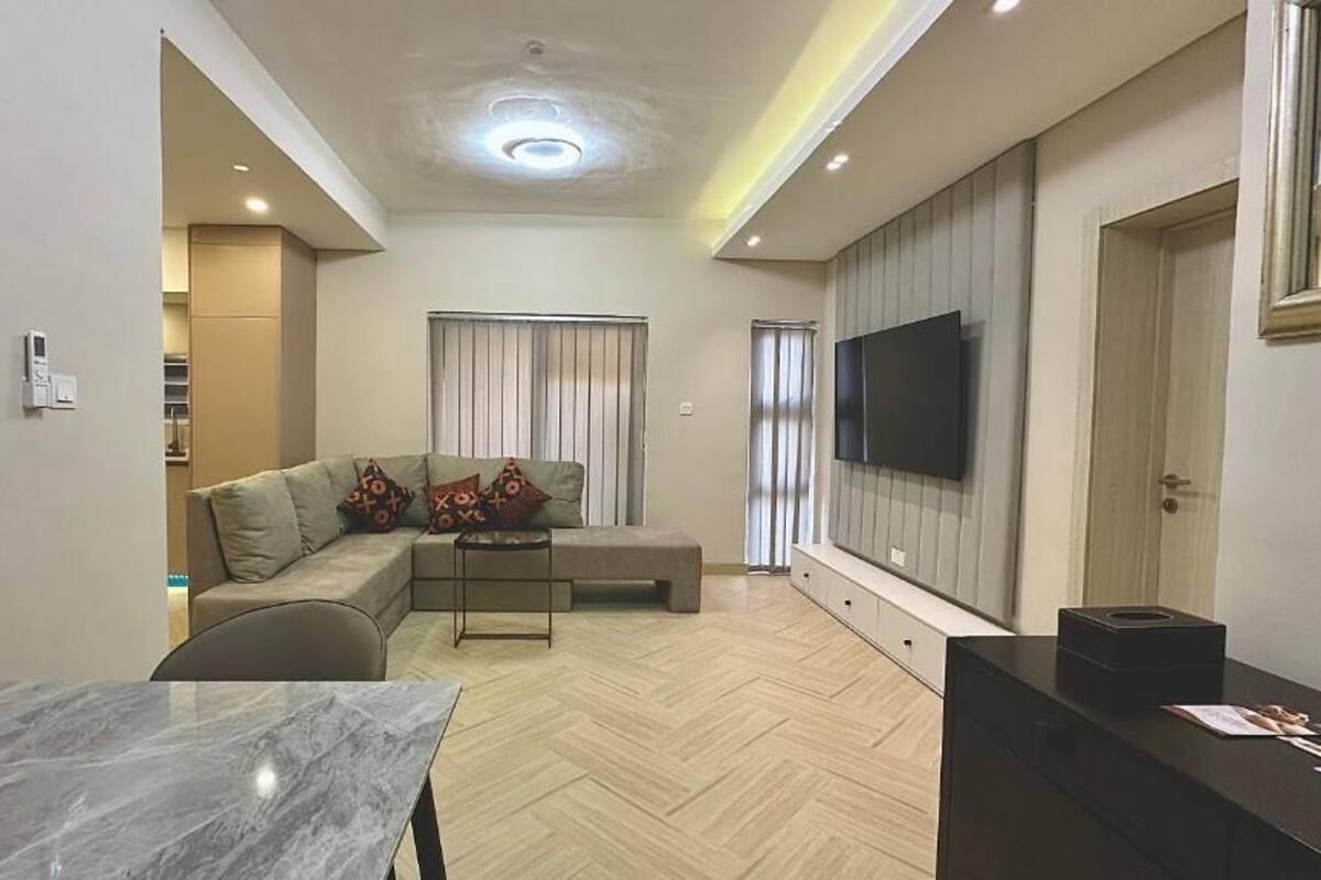 Deluxe Apartment, Garden View | Living area