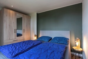 3 bedrooms, iron/ironing board, WiFi - Detached Holiday home near the sea in Brouwershaven | Meeuwenstein 61 (Brouwershaven)