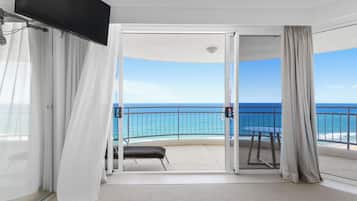 Apartamento superior, balcón, vistas al mar | Balcón