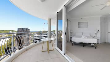 Superior Apartment, Balcony, Ocean View | Iron/ironing board, cribs/infant beds, free WiFi, bed sheets