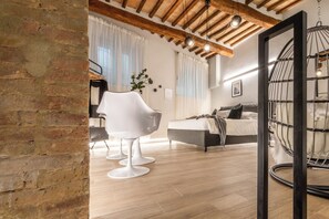 1 chambre, fer et planche à repasser, Wi-Fi, literie fournie