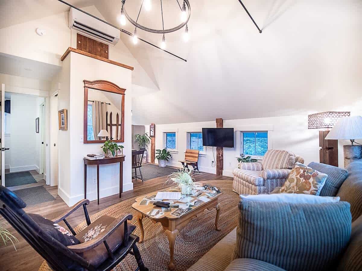 Open with plenty of light