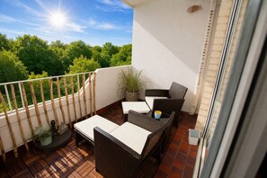 Terrace/patio - fewo1846 - Erik (App. 660) / Studio apartment with balcony and sea view (Harrislee)