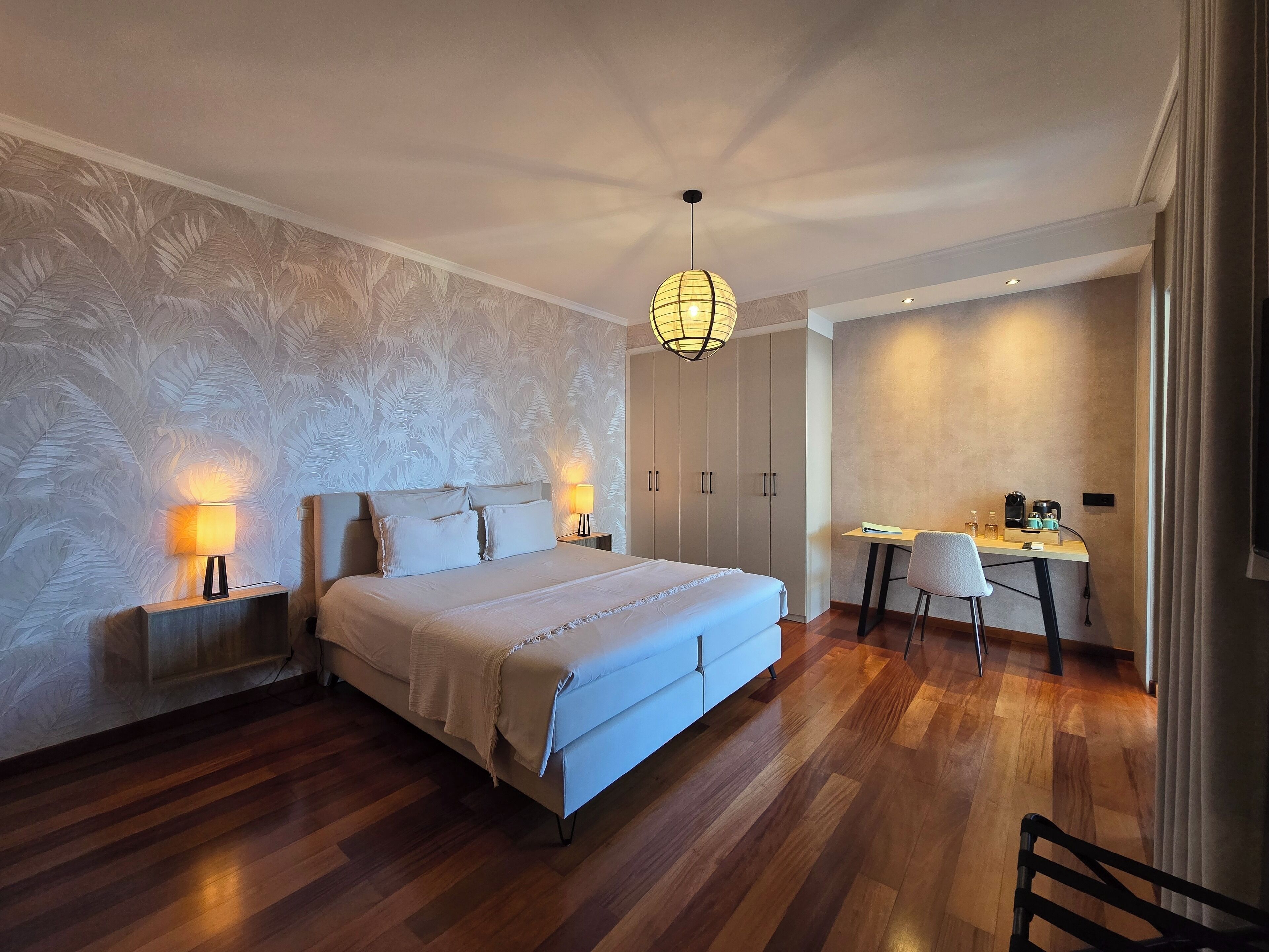 Deluxe Double Room, Balcony, City View | Minibar, in-room safe, laptop workspace, free WiFi