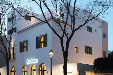 Limehome Palma Marina