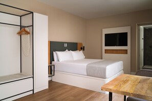 Kamar Double Comfort | Didekorasi berbeda-beda dan dilengkapi dengan perabotan berbeda-beda