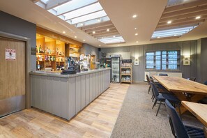 House | 2 bedrooms, Internet