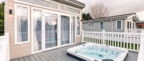 獨棟房屋 | 2 間臥室、網路服務