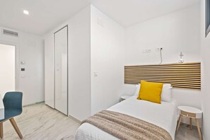 Bedroom - Villa Panoramica - Pinares Collection - Sea, City, Mountain, Views (Málaga)