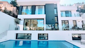 Exterior - Villa Pinares de San Antón Sea, City & Mountain Views (Málaga)