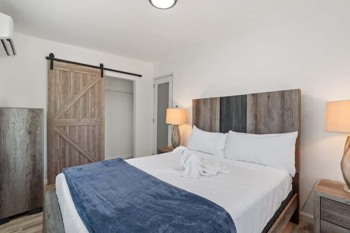 3 habitaciones, tabla de planchar con plancha y wifi gratis 