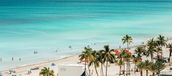 Sunny Oasis | Swimming. Restaurant