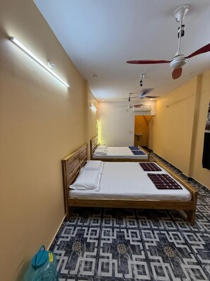 Luxury Double Room, Balcony, City View