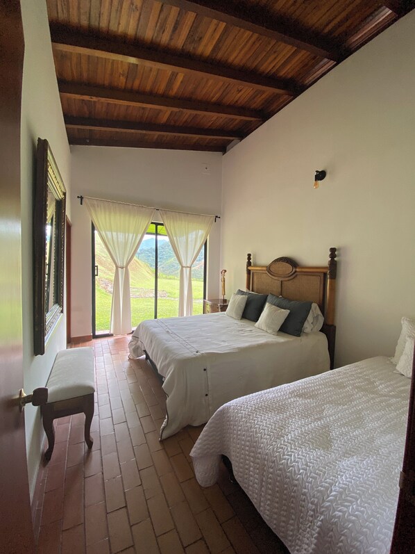 Internet, bed sheets