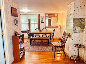 Apartment, 3 Bedrooms, Non Smoking | Dining