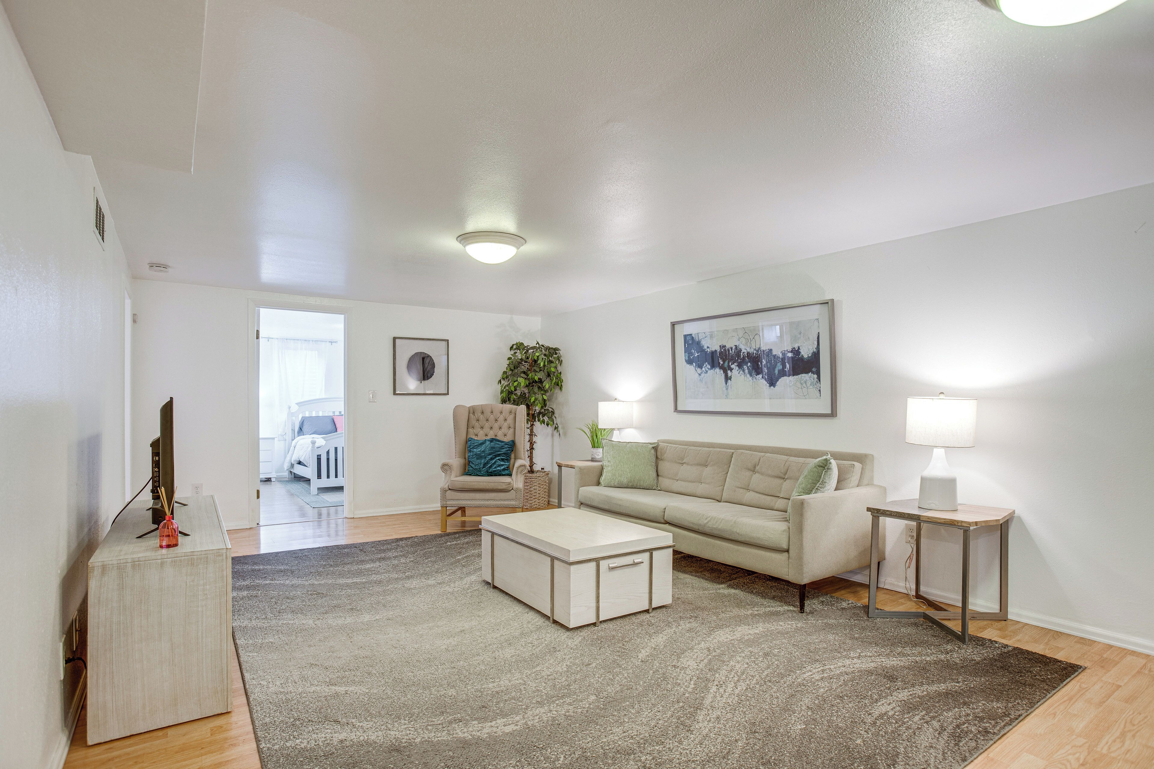 Apartment (2 Bedrooms) | Front of property