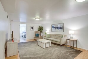 公寓 (2 Bedrooms) | 住宿正面