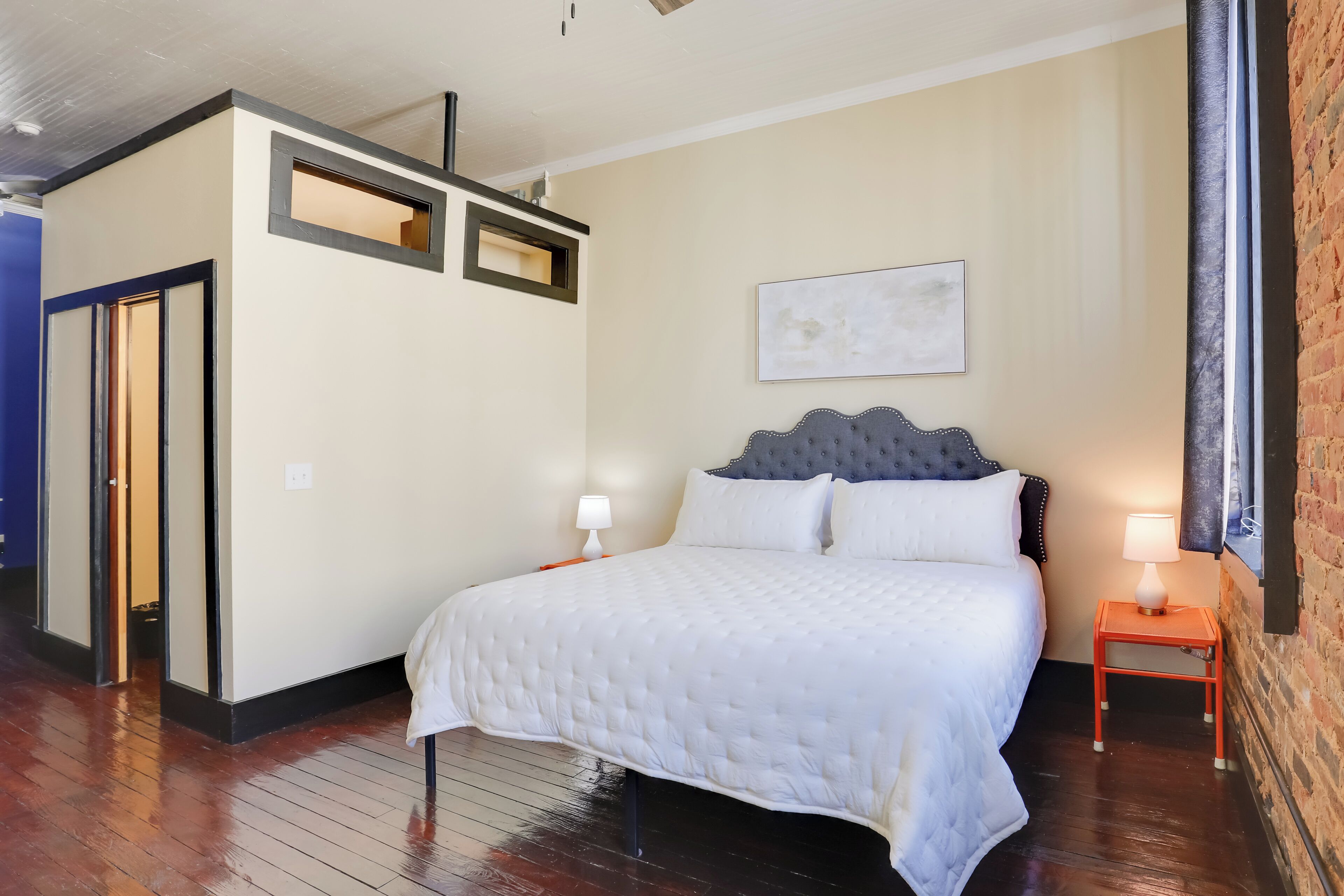 Apartment (0 Bedroom) | Interior