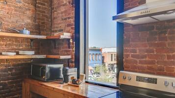 Apartment (0 Bedroom) | Interior