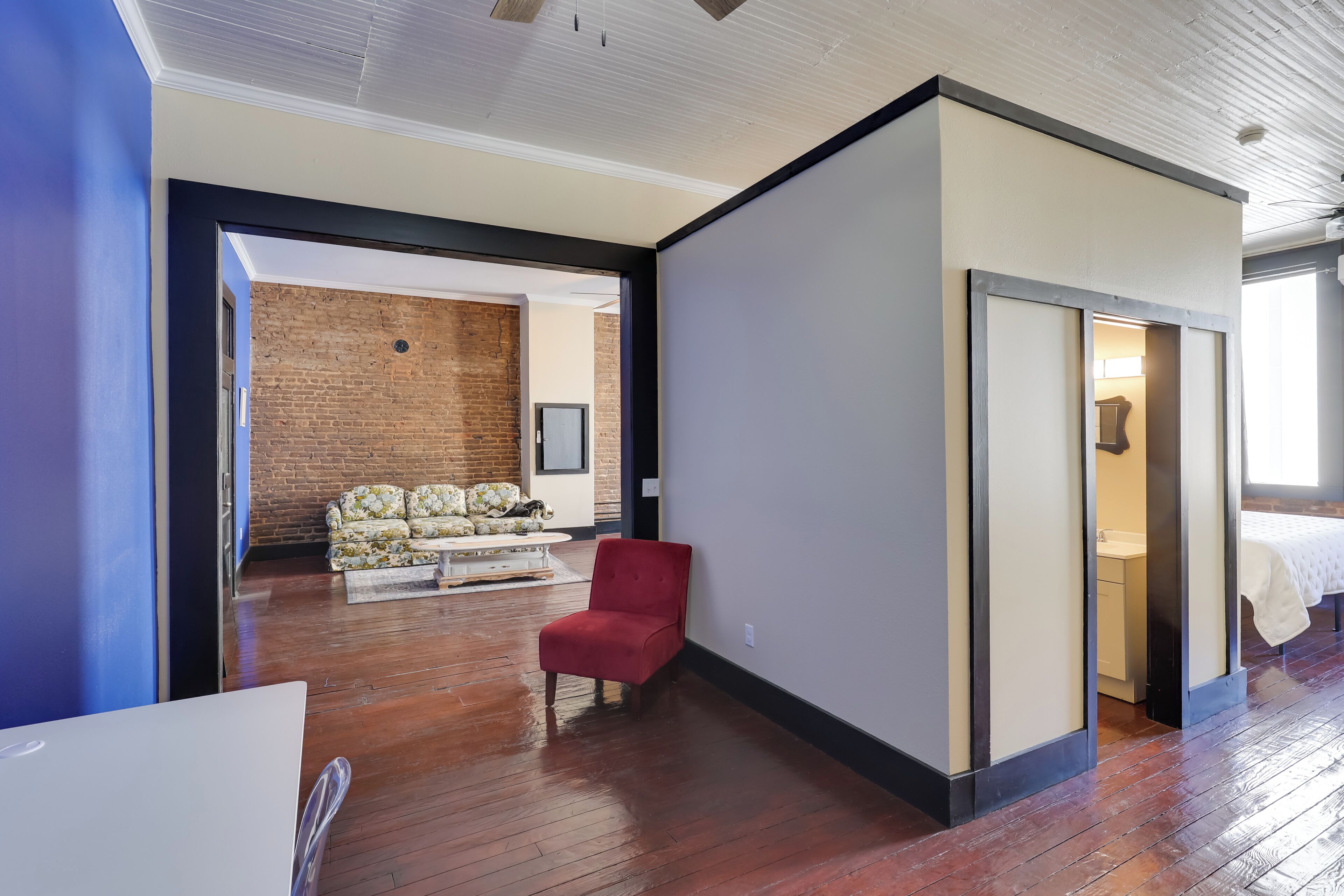 Apartment (0 Bedroom) | Interior