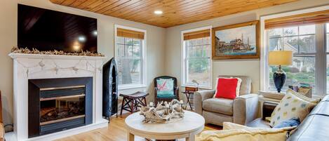 House (2 Bedrooms) | Front of property