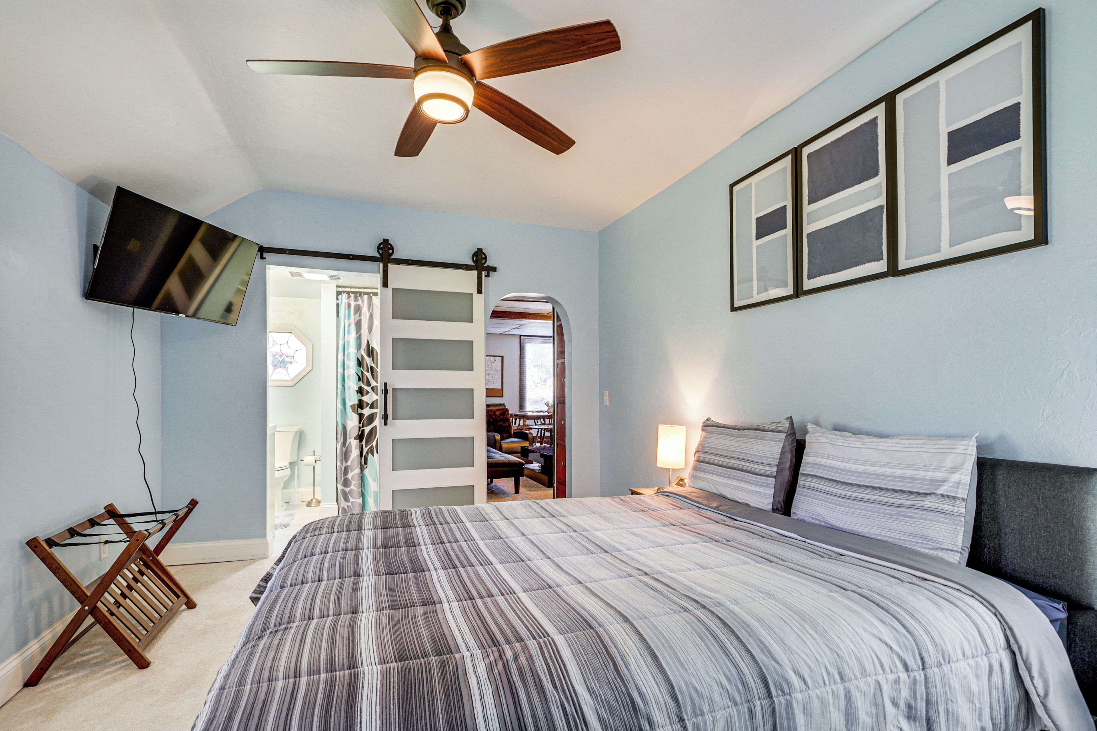 House (4 Bedrooms) | Interior