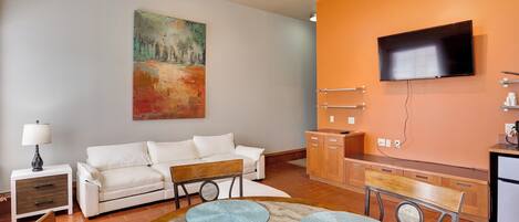 Apartment (2 Bedrooms) | Front of property