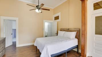 Apartment (0 Bedroom) | Interior
