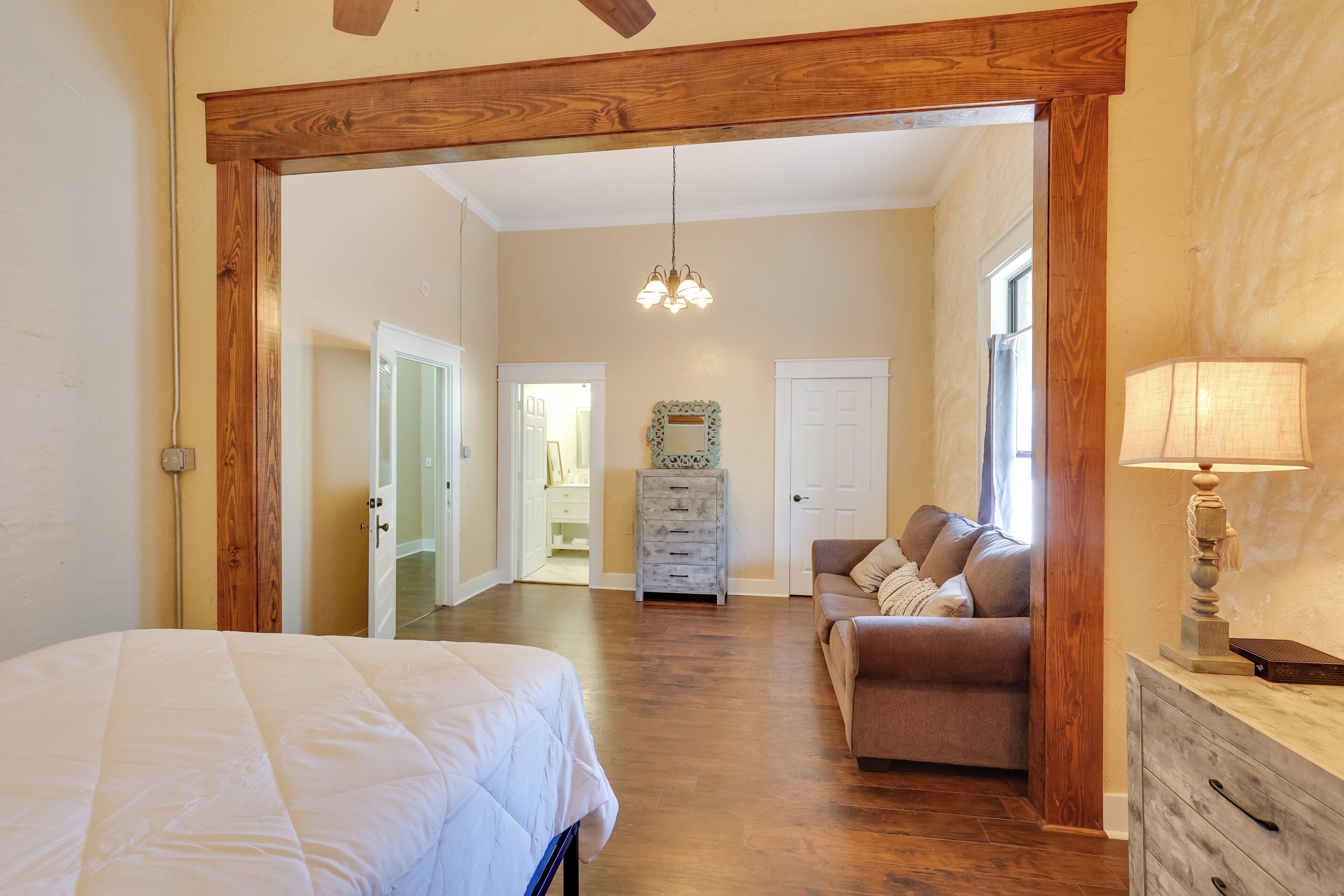 Apartment (0 Bedroom) | Interior