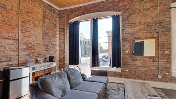 Apartment (0 Bedroom) | Interior