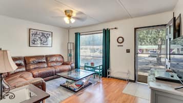 House (2 Bedrooms) | Bahagian dalam