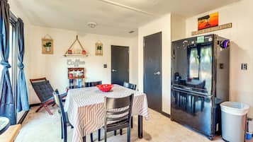 Rumah (2 Bedrooms) | Interior