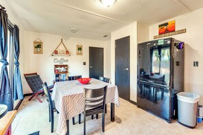 House (2 Bedrooms) | Interior - Kayak, Snorkel & More: Quiet Home in High Springs! (High Springs)