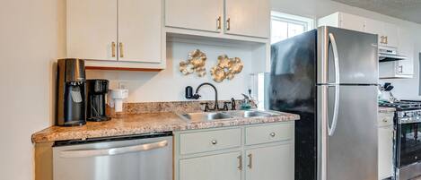 House (2 Bedrooms) | Interior