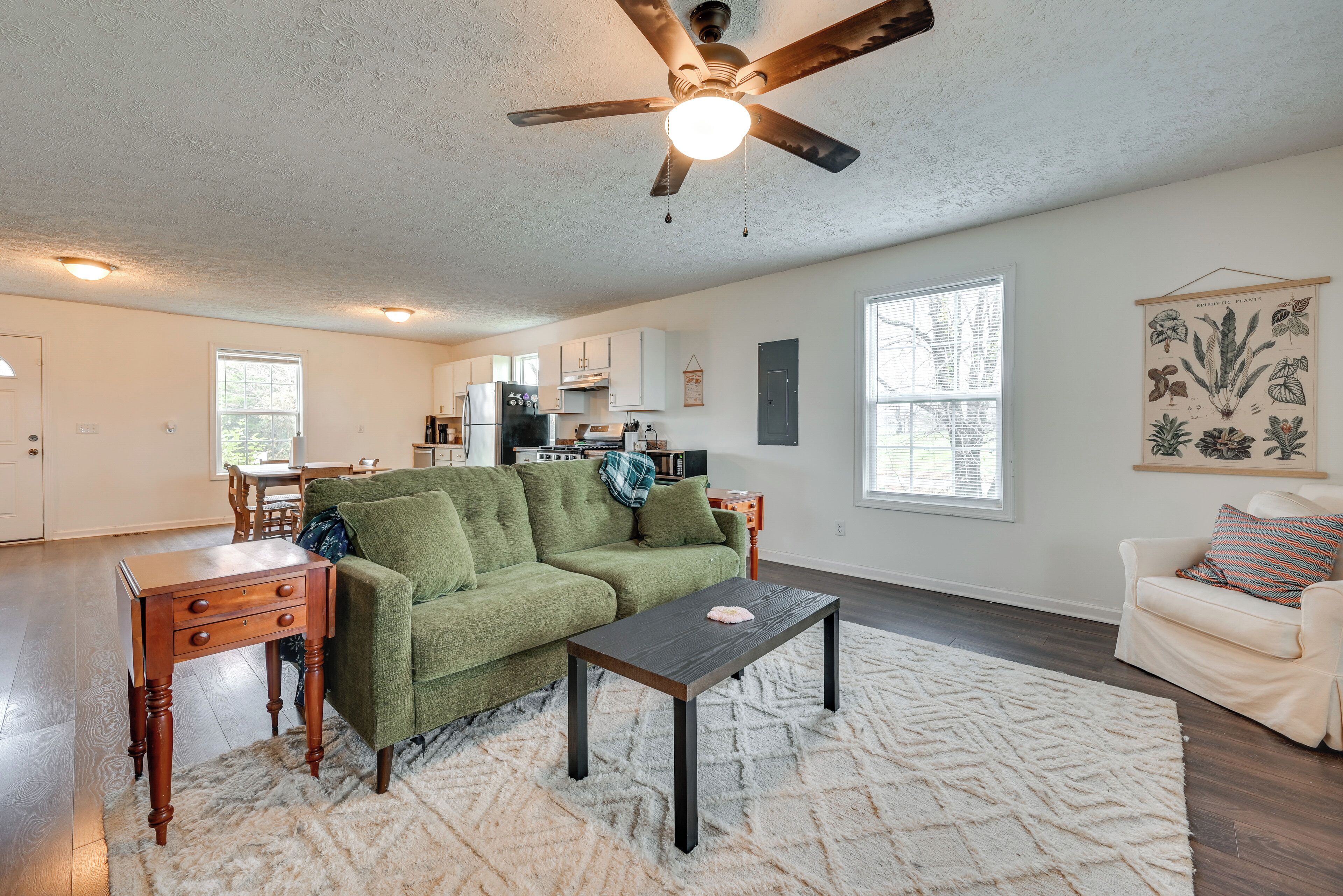 House (2 Bedrooms) | Interior